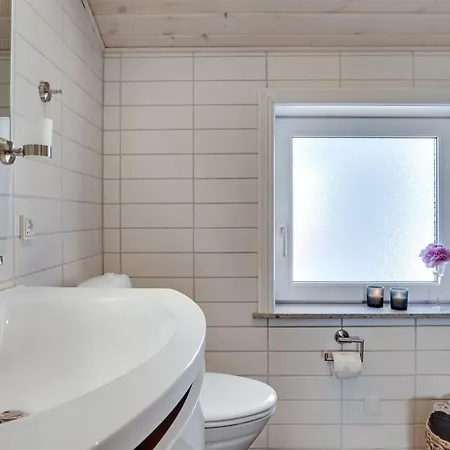 Hébergement de vacances Henning - From The Sea By Interhome *
