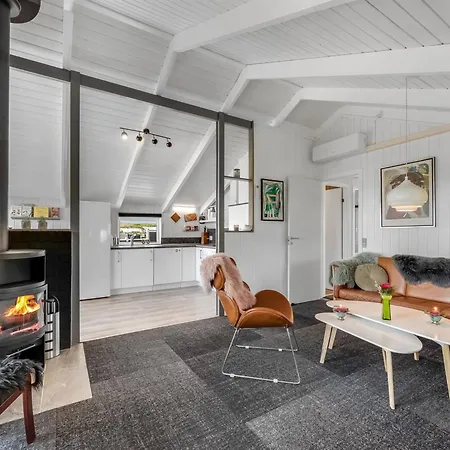 Feriehus Henning - From The Sea By Interhome Bjerregård