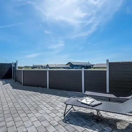 Feriehus Henning - From The Sea By Interhome Bjerregård